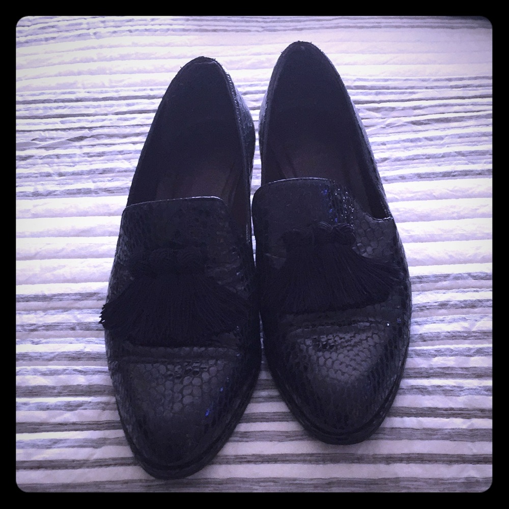 Stuart Weiztman dress shoes
